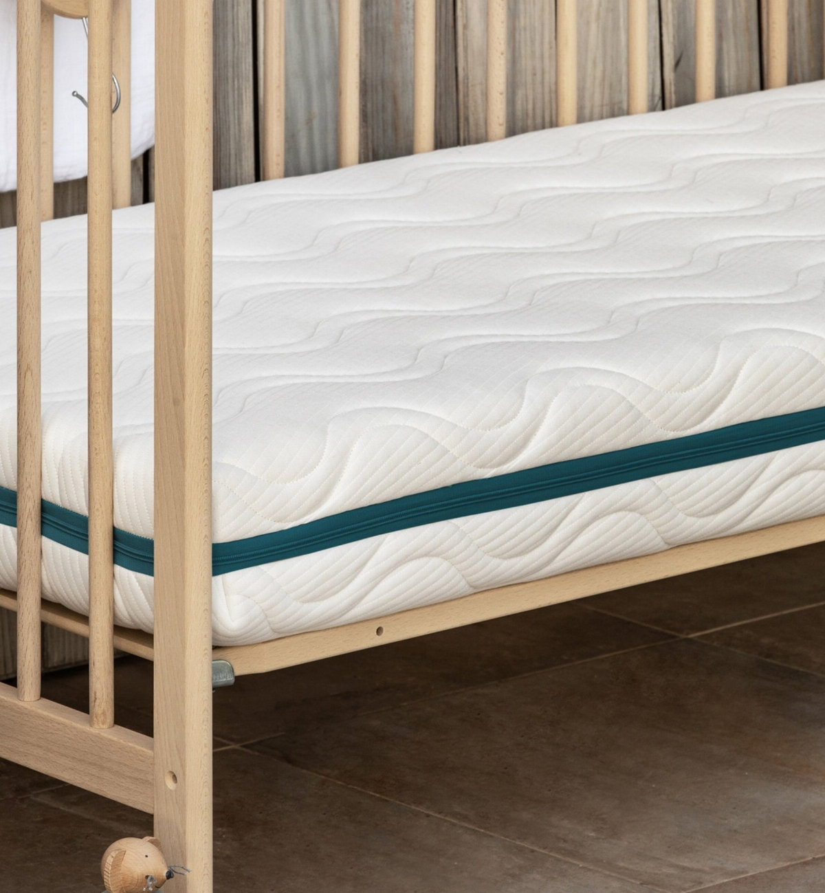 Organic baby hot sale mattress cover