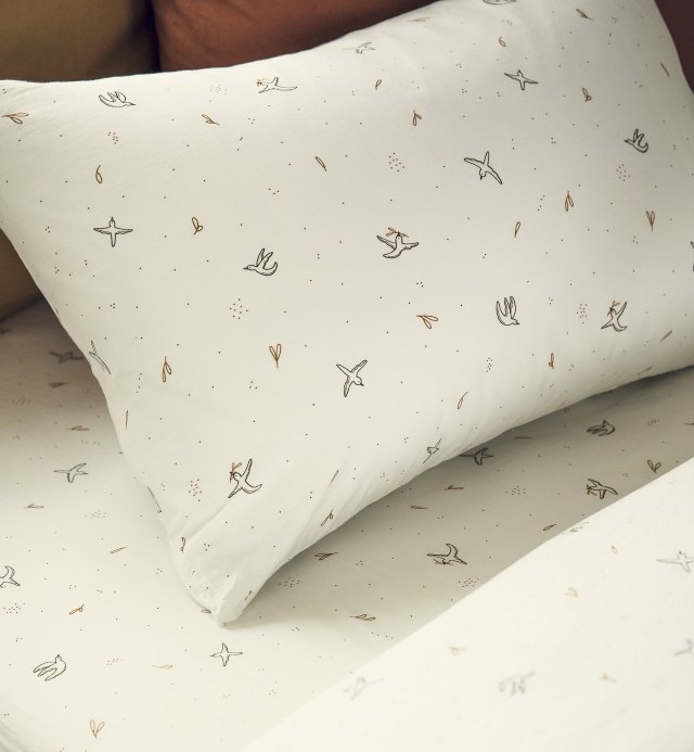 Organic cotton pillowcase with l'envolée pattern 60x60 - 50x70 - 40x60