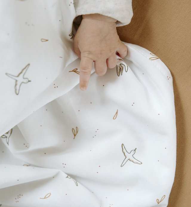 Baby-Flachbettlaken ecru mit Vogelmotiv l'Envolée- Bio-Baumwolle - 120x180 cm