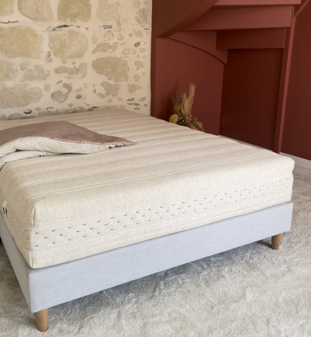 Matelas adulte %dimensions chanvrevario en fibre de coco, chanvre et latex naturel avec choix de confort