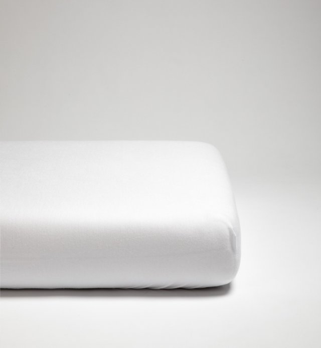 Baby Fitted Sheet - Waterproof Protection - Jersey TENCEL™