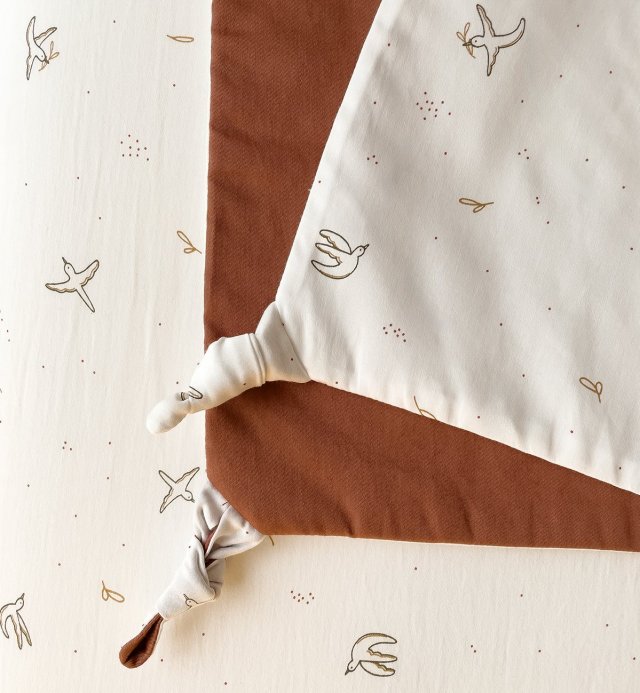 Doudou en Coton Bio Certifié Oeko-Tex - Motif l'Envolée