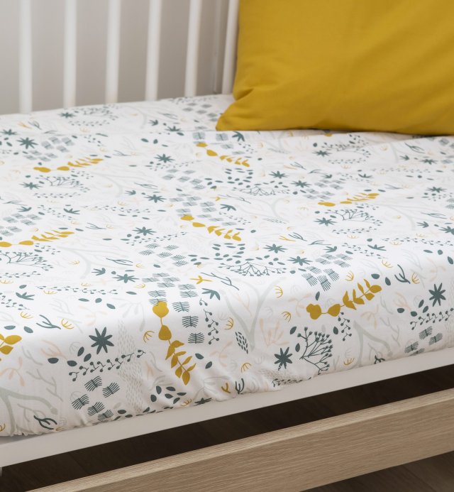 Drap housse lit bébé motifs Yukari douceur en Coton Bio 60x120cm et 70x140cm