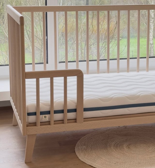 Matratzenbezug für Baby 60x120cm - 70x140cm Cocolatex® mit Wattierung aus biologischer Wolle