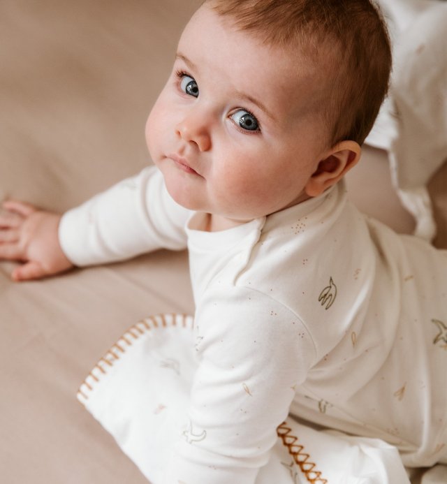 Pyjamas, dors bien in GOTS-certified organic cotton for babies aged 1 to 12 months